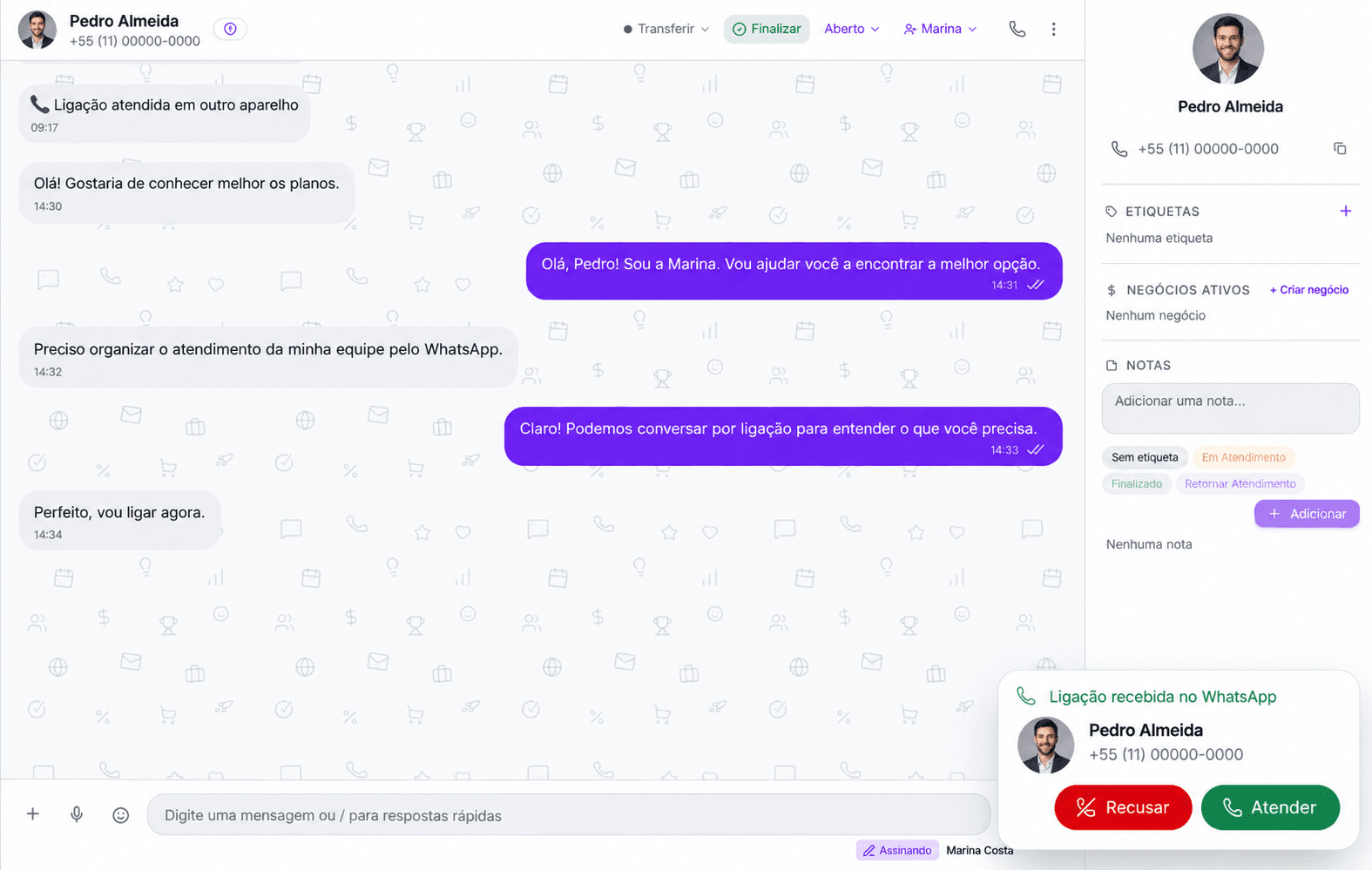 Conversa aberta no Konversa com o aviso de ligação recebida no WhatsApp e os botões Recusar e Atender